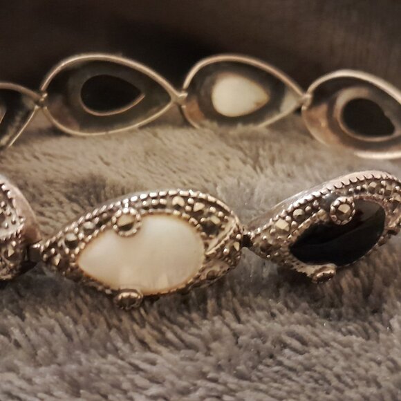 Sterling Silver Marcasite Pearl and Onyx Bracelet